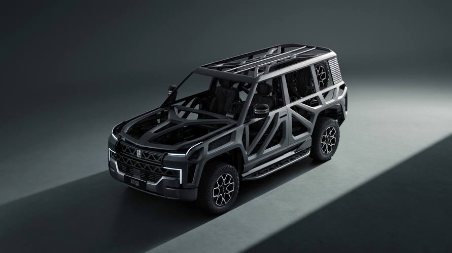 广州11仰望U8硬派越野的科技魅力，国能汽车对传统燃油车市场的冲击